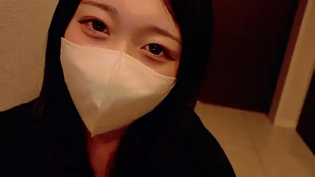 Snapshot of Rodrigues_Lucas chatting on 17, 11, 2025 Rodrigues Lucas online show from 17, 11, 2025