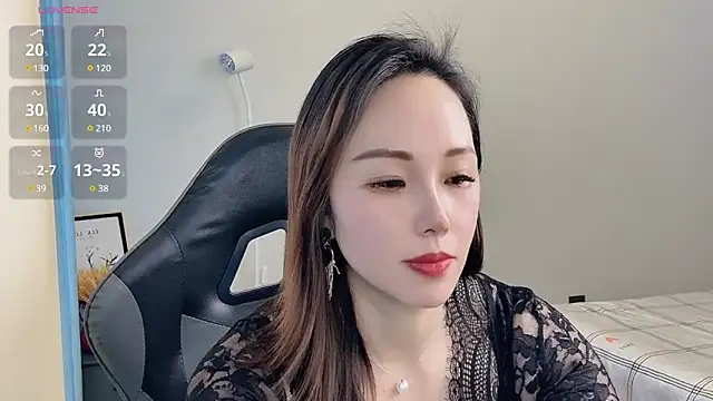 Dewluna online show from 6, 3, 2025