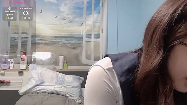 Snapshot of X-xiao-888 chatting on 28, 10, 2025 X-xiao-888 online show from 28, 10, 2025