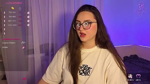 Snapshot of MiraLuccian chatting on 17, 9, 2025 MiraLuccian online show from 17, 9, 2025