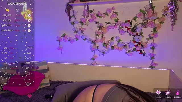 Snapshot of MiraLuccian chatting on 27, 9, 2025 MiraLuccian online show from 27, 9, 2025