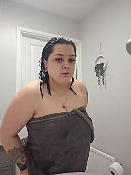 Saucy-Serenity online show from 14, 2, 2026