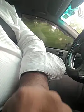 dam-her-boy online show from 16, 4, 2026