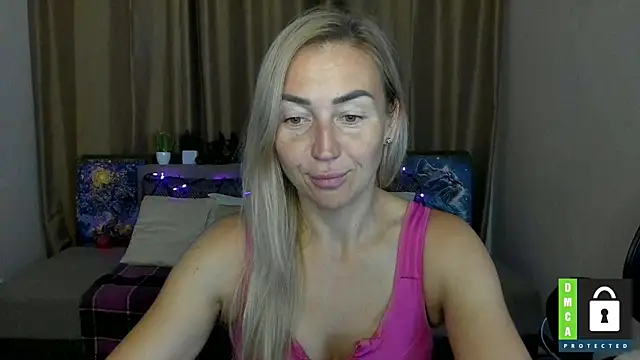 Kiss julli88I online show from 30, 9, 2025