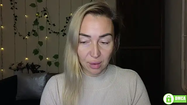 Kiss julli88I online show from 10, 11, 2025