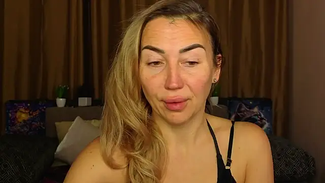 Kiss julli88I online show from 18, 1, 2026