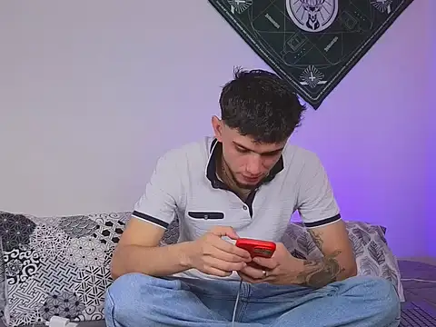 samevansx  online show from 3, 10, 2025