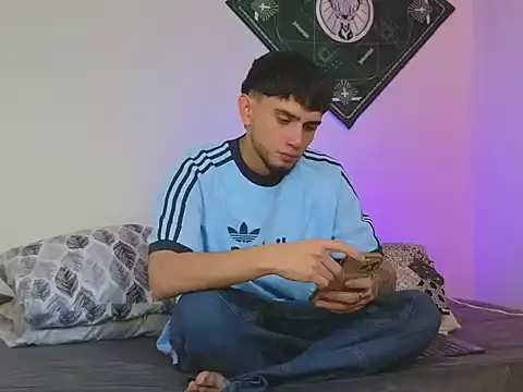 samevansx  online show from 9, 10, 2025