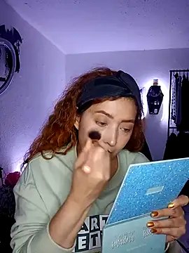 Luz delunaa online show from 12, 3, 2025