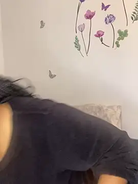 Snapshot of Nahomy_gree chatting on 17, 11, 2025 Nahomy gree online show from 17, 11, 2025