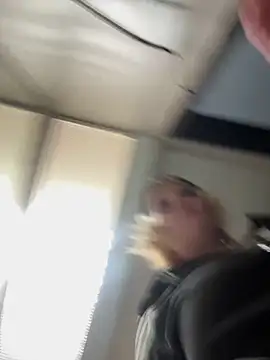 Snapshot of KITTYBOOBOOFUXX chatting on 23, 12, 2025 KITTYBOOBOOFUXX online show from 23, 12, 2025