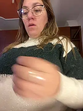 Snapshot of Luna-nevada chatting on 4, 3, 2026 Luna-nevada online show from 4, 3, 2026