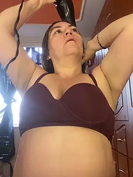 Luna-nevada online show from 18, 4, 2026