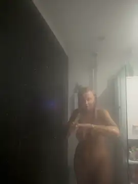 Snapshot of Sienna_Royale chatting on 27, 11, 2025 Sienna Royale online show from 27, 11, 2025