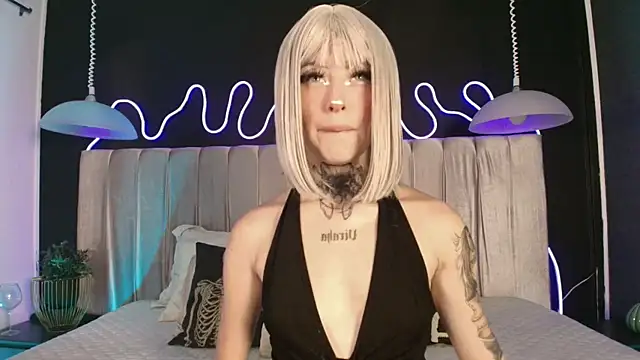 Zhally Dee online show from 16, 4, 2026