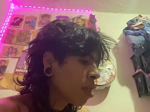 kirito kun online show from 18, 4, 2026