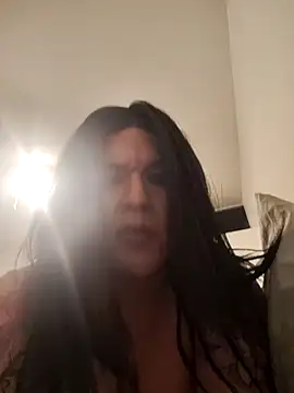 deedeelove82 online show from 18, 3, 2025