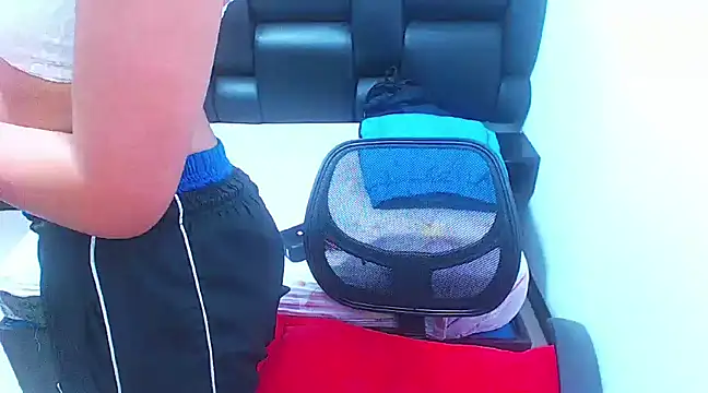 Snapshot of XxxReinaSexyBodyxxX777 chatting on 19, 3, 2025 XxxReinaSexyBodyxxX777 online show from 19, 3, 2025