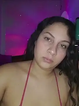 Snapshot of esmeralda_jadees chatting on 9, 3, 2025 esmeralda jadees online show from 9, 3, 2025