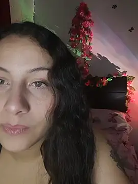 Snapshot of esmeralda_jadees chatting on 12, 3, 2025 esmeralda jadees online show from 12, 3, 2025