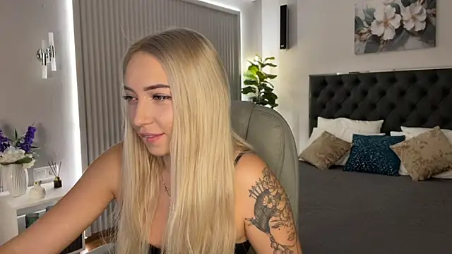 OhMyEmma online show from 23, 9, 2025