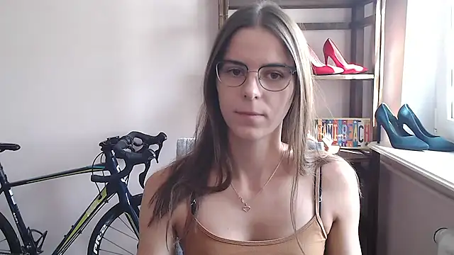 Snapshot of love_megi chatting on 23, 4, 2026 love megi online show from 23, 4, 2026