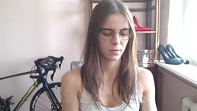Snapshot of love_megi chatting on 26, 5, 2026 love megi online show from 26, 5, 2026