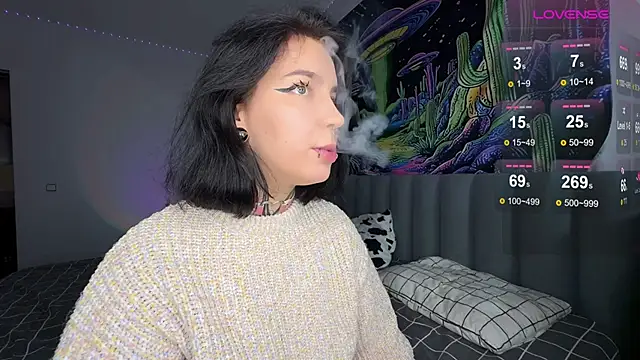 Snapshot of yourvodka chatting on 24, 9, 2025 yourvodka online show from 24, 9, 2025