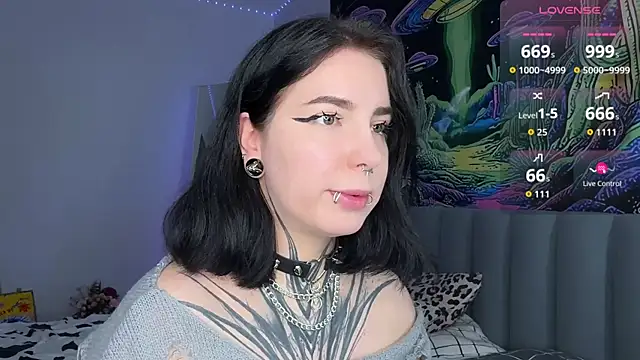 Snapshot of yourvodka chatting on 20, 11, 2025 yourvodka online show from 20, 11, 2025