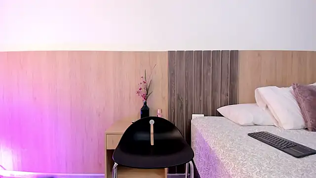  SamantaGomez online show from 13, 9, 2025