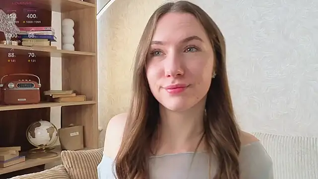 Snapshot of Kira_mindnes chatting on 3, 10, 2025 Kira mindnes online show from 3, 10, 2025