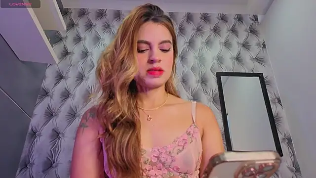 Snapshot of _Gabytaylor chatting on 2, 6, 2026 Gabytaylor online show from 2, 6, 2026