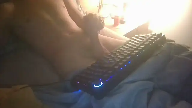 Snapshot of macford1 chatting on 14, 10, 2025 macford1 online show from 14, 10, 2025