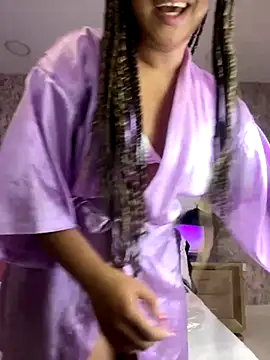 Snapshot of AlesiaCooper chatting on 22, 10, 2025 AlesiaCooper online show from 22, 10, 2025