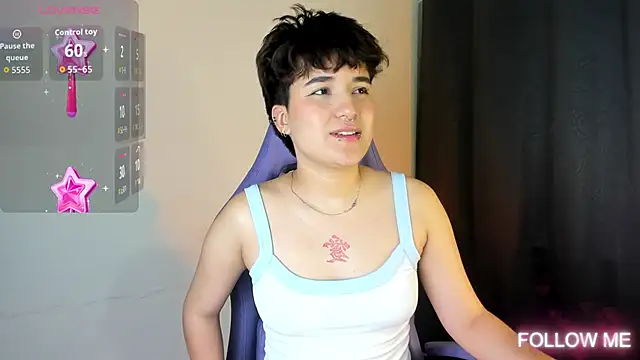 emma cute7 online show from 2, 10, 2025