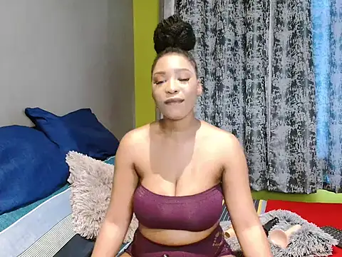 Tallwildnspicey98 online show from 7, 11, 2025