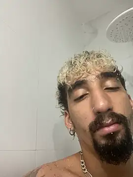 MrPickles696 online show from 11, 3, 2025