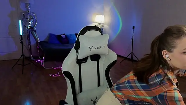 monicaerotic online show from 13, 3, 2025