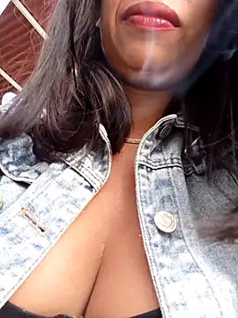 Snapshot of Nathaly_12 chatting on 7, 10, 2025 Nathaly 12 online show from 7, 10, 2025