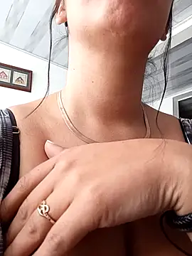 Snapshot of Nathaly_12 chatting on 11, 11, 2025 Nathaly 12 online show from 11, 11, 2025