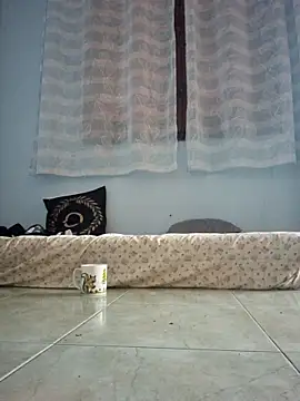 Snapshot of alexandraa12 chatting on 15, 9, 2025 alexandraa12 online show from 15, 9, 2025