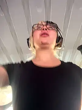 VictoriaGerard Pink online show from 22, 9, 2025