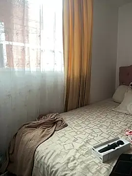 VictoriaGerard Pink online show from 15, 2, 2026