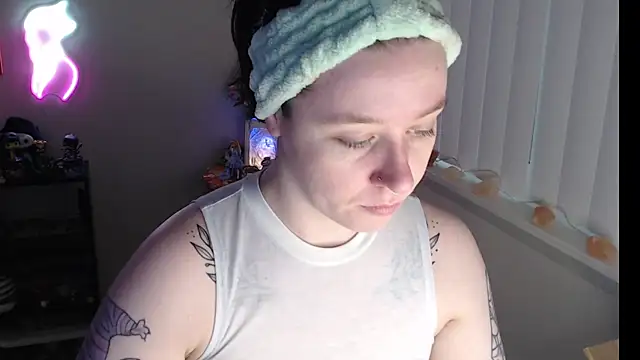 Snapshot of kaisavoid chatting on 24, 10, 2025 kaisavoid online show from 24, 10, 2025