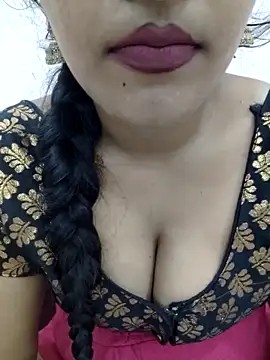 Snapshot of priya_00143 chatting on 2, 11, 2025 priya 00143 online show from 2, 11, 2025