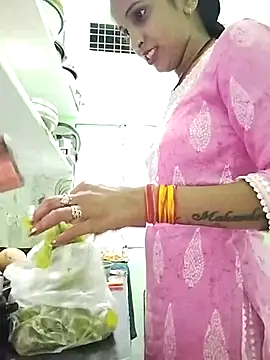 Hotty-Nidhi online show from 10, 3, 2025