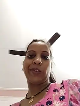 Hotty-Nidhi online show from 19, 9, 2025