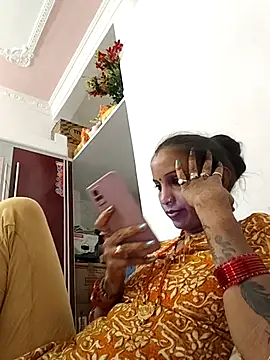 Hotty-Nidhi online show from 14, 10, 2025
