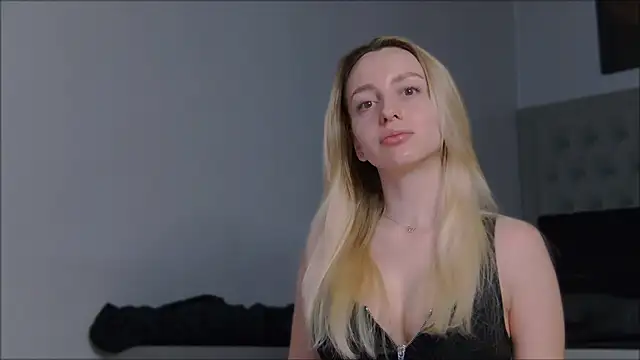 AlexisWhit online show from 8, 2, 2026