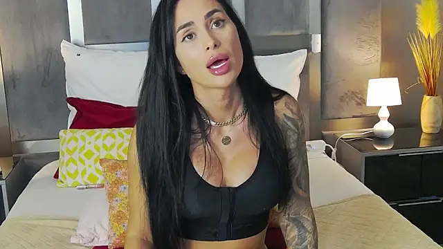 LaraVos online show from 22, 10, 2025